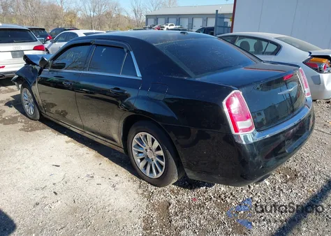 2014 Chrysler 300 z USA, uszkodzony, nr VIN 2C3CCAAGXEH355285